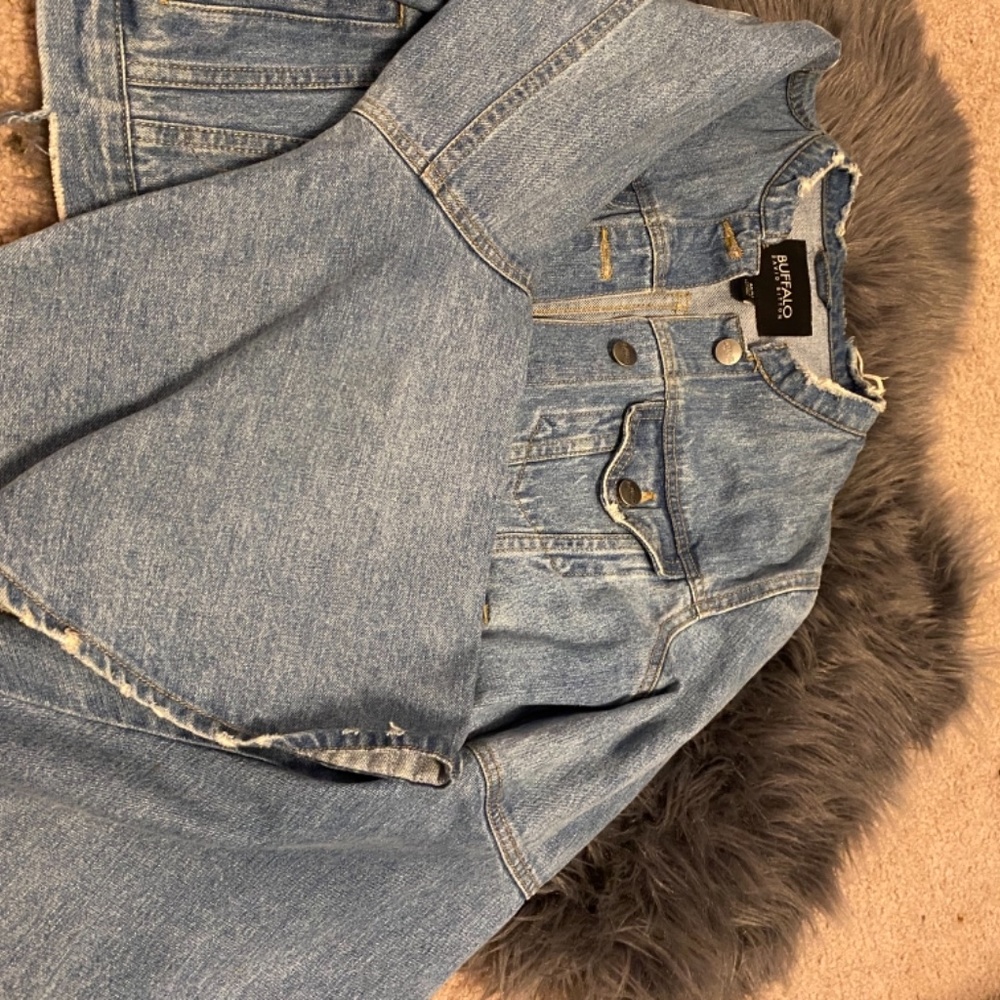 Jacket - Picture 3 of 4